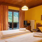 Haus Anna Appartementhaus Bad Kleinkirchheim