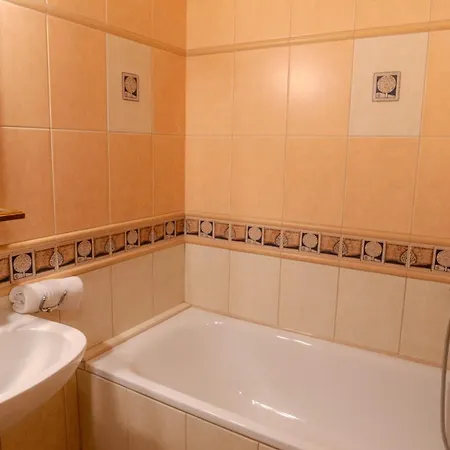 Апартаменты Haus Anna Appartementhaus Бад Кляйнкирххайм