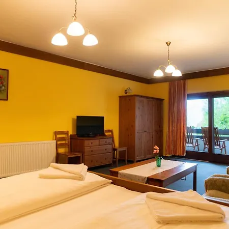 Haus Anna Appartementhaus * Bad Kleinkirchheim