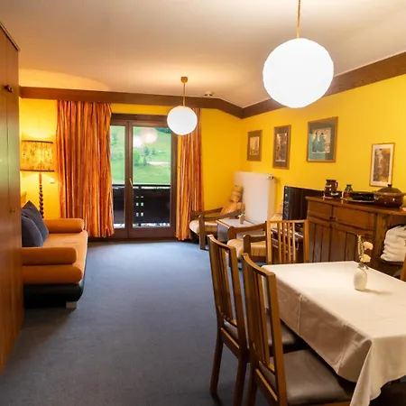 Haus Anna Appartementhaus Бад Кляйнкирххайм