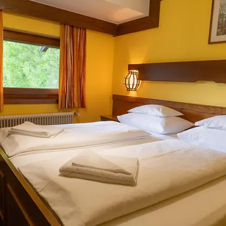 Haus Anna Appartementhaus * Bad Kleinkirchheim