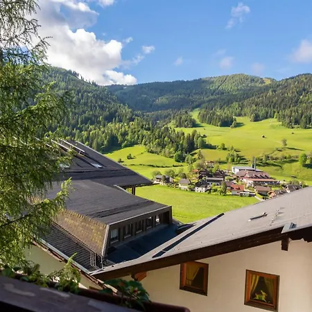 Haus Anna Appartementhaus * Bad Kleinkirchheim