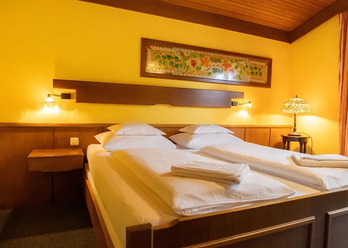 Haus Anna Appartementhaus * Bad Kleinkirchheim