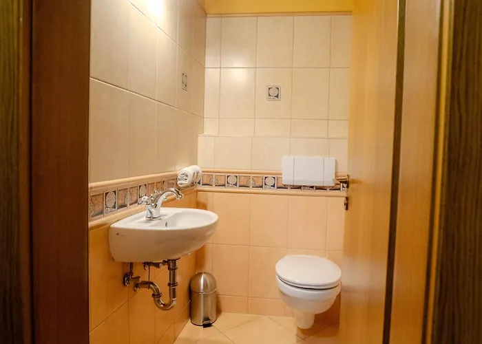 Haus Anna Appartementhaus * Bad Kleinkirchheim